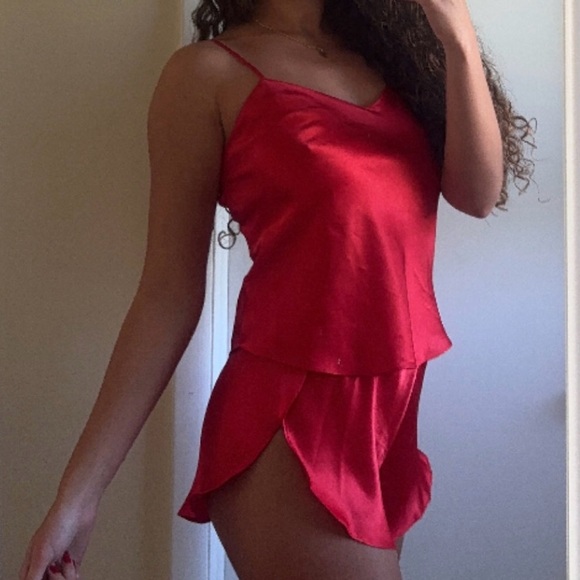 hidden fantasies Other - Vintage 90s Hidden Fantasies Dreamin' Of You Red Satin Two-Piece Sleepwear Set
